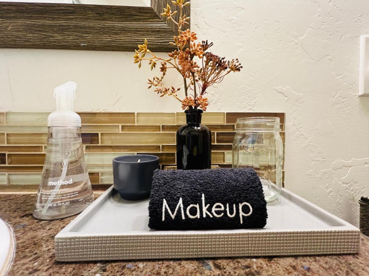 Home Sweet Idahome, Feels Like Home With All The Decor You Wish You Could Afford King Bed In Master, Fully Fenced Dog Friendly Yard, A Few Blocks From Bsu And Downtown Boise, Your Perfect Stay! Exterior foto