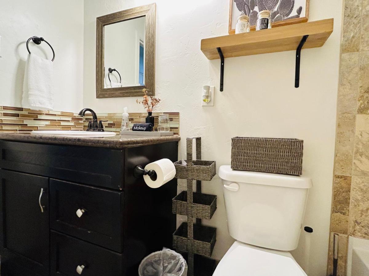 Home Sweet Idahome, Feels Like Home With All The Decor You Wish You Could Afford King Bed In Master, Fully Fenced Dog Friendly Yard, A Few Blocks From Bsu And Downtown Boise, Your Perfect Stay! Exterior foto